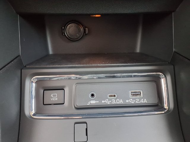 New 2026 Subaru Ascent Limited AWD/4WD image 17