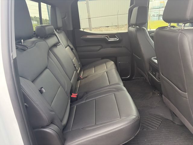 Used 2024 Chevrolet Silverado 1500 LT Trail Boss w/ Convenience Package II AWD/4WD image 28