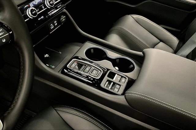 Used 2025 Honda Pilot Touring image 18