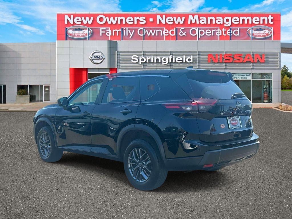 Used 2025 Nissan Rogue S AWD/4WD image 6
