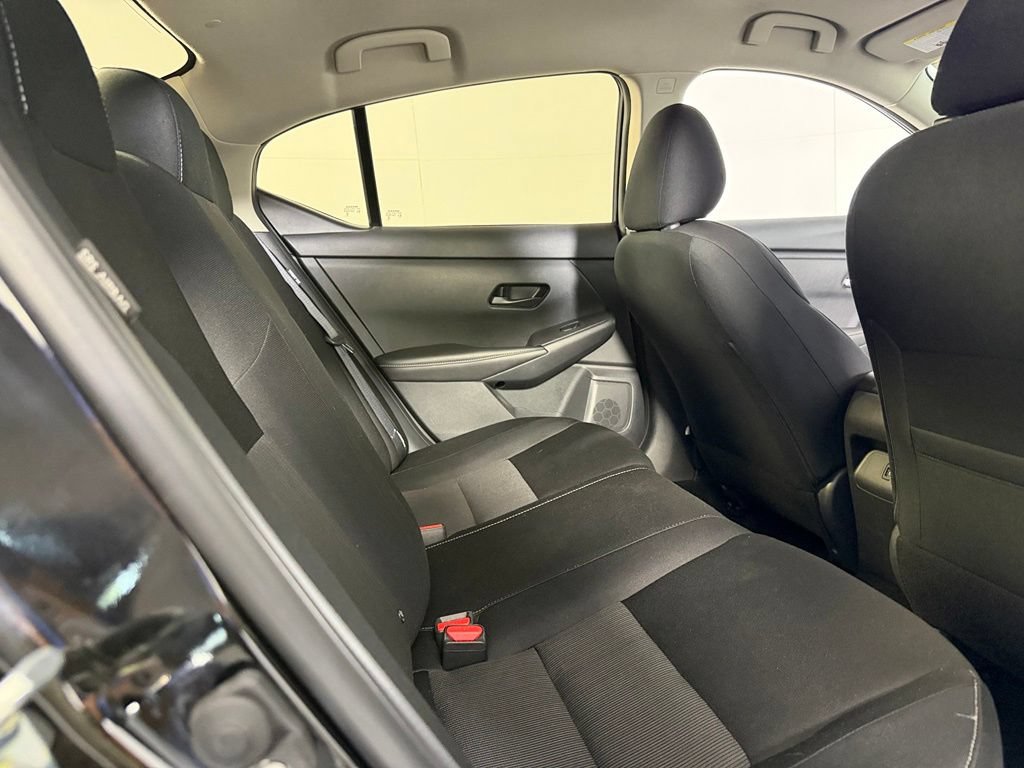 Used 2025 Nissan Sentra SV w/ Trunk Package FWD image 27