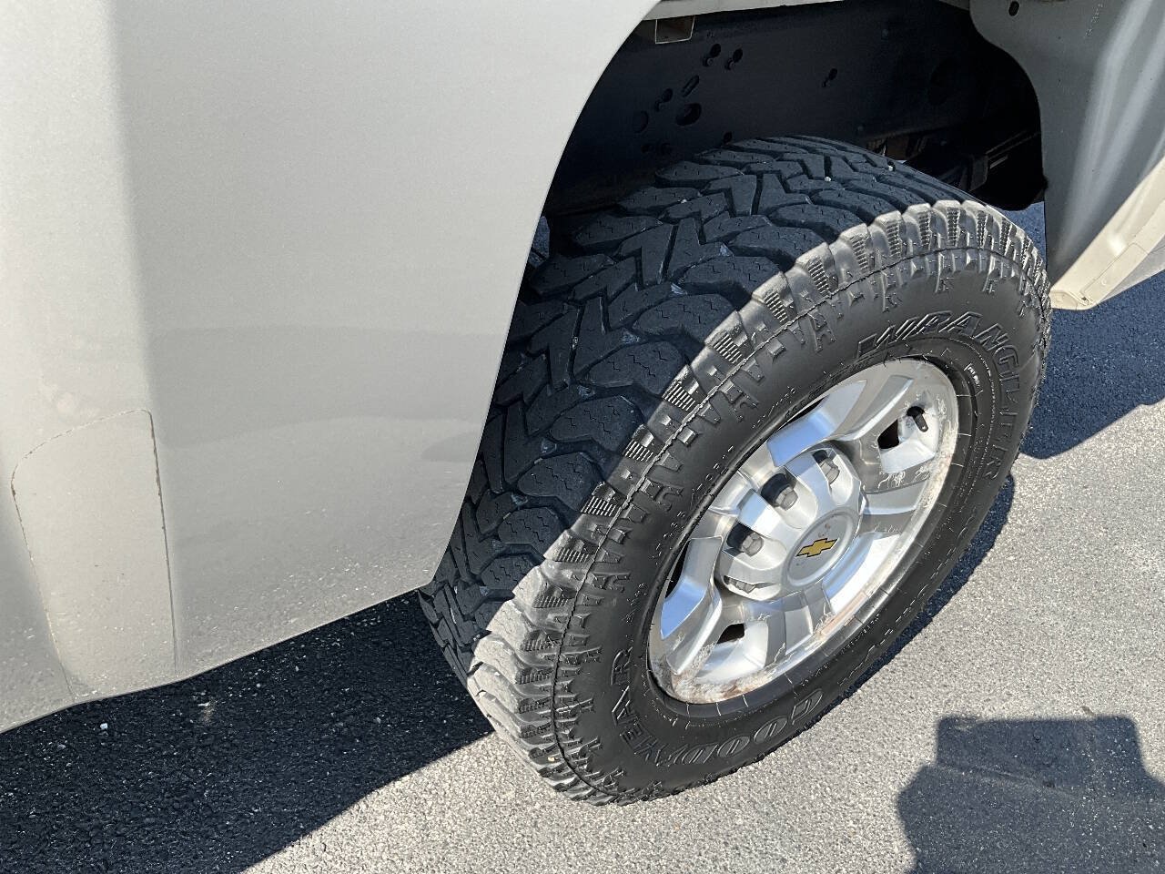 Used 2009 Chevrolet Silverado 2500 LTZ AWD/4WD image 37