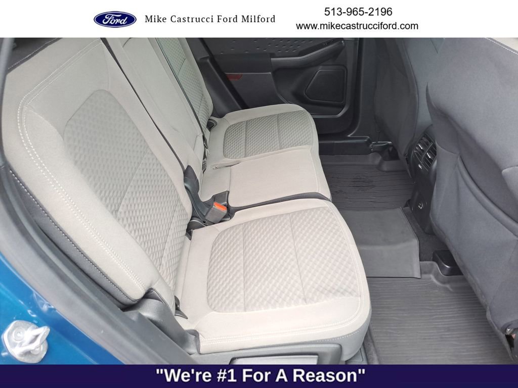 Used 2020 Ford Escape SE image 25