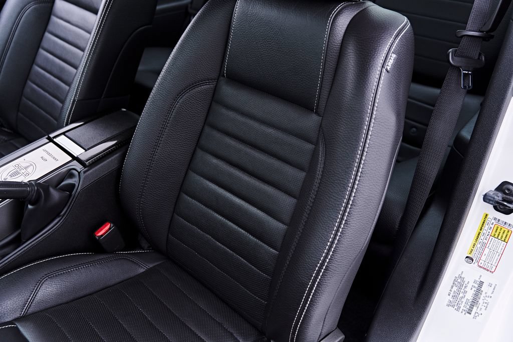 Used 2011 Ford Mustang GT Premium w/ Electronics Pkg RWD image 52
