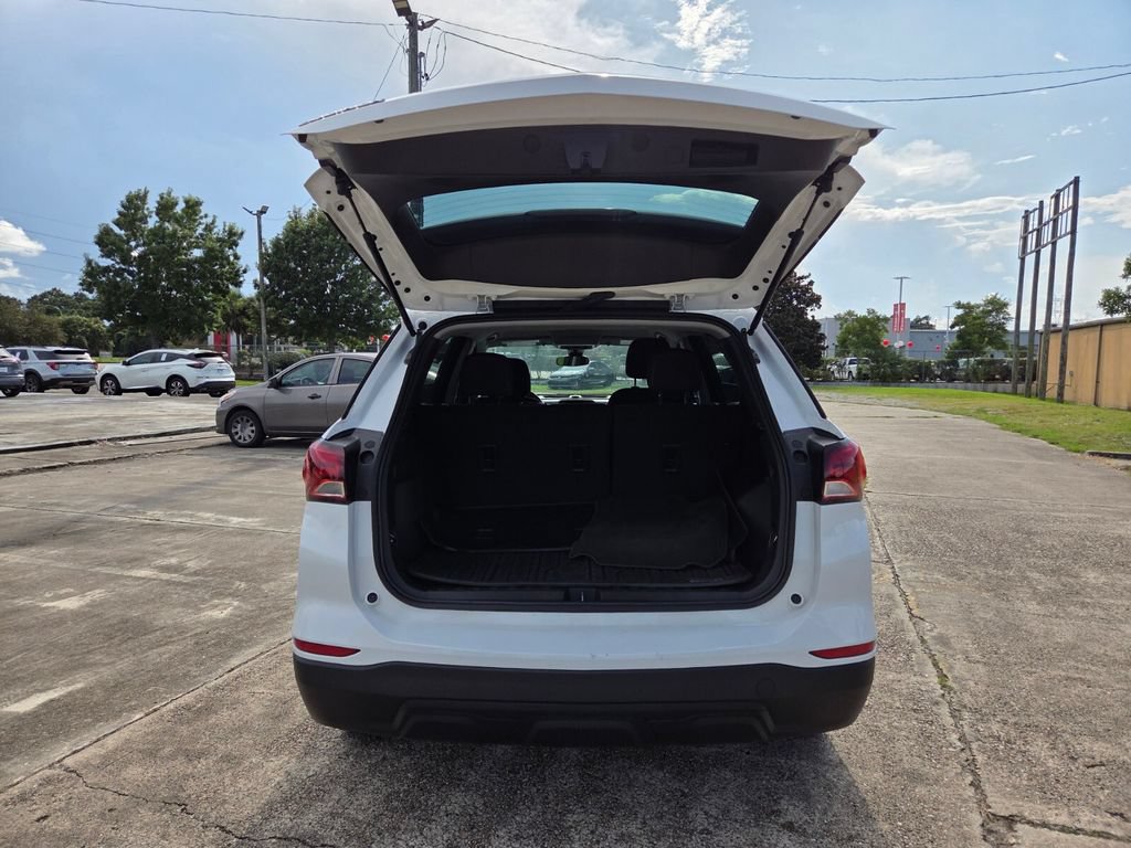 Used 2023 Chevrolet Equinox LS FWD image 27