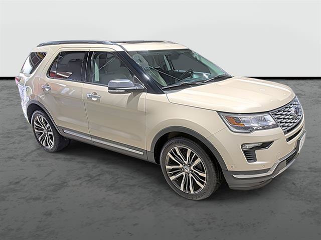 Used 2018 Ford Explorer Platinum AWD/4WD image 5