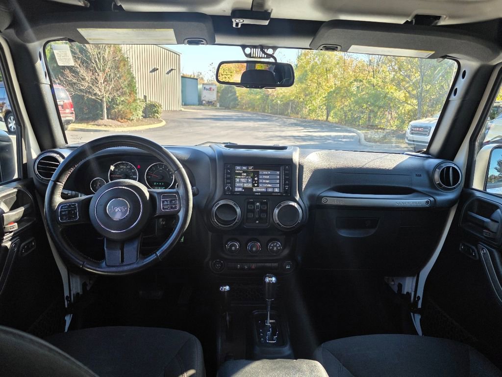 Used 2017 Jeep Wrangler Unlimited Willys image 25