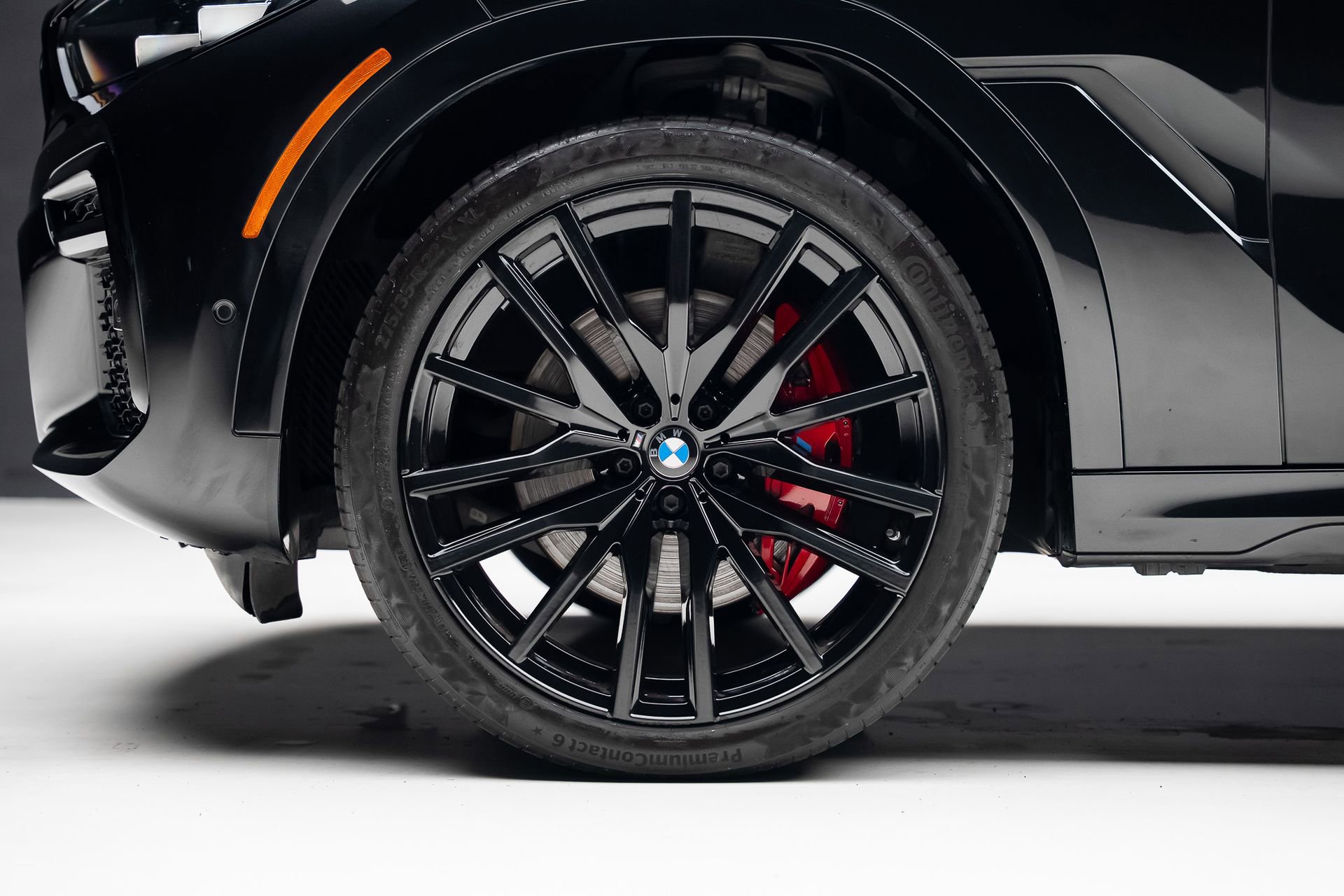 Used 2023 BMW X6 xDrive40i w/ M Sport Package AWD/4WD image 18