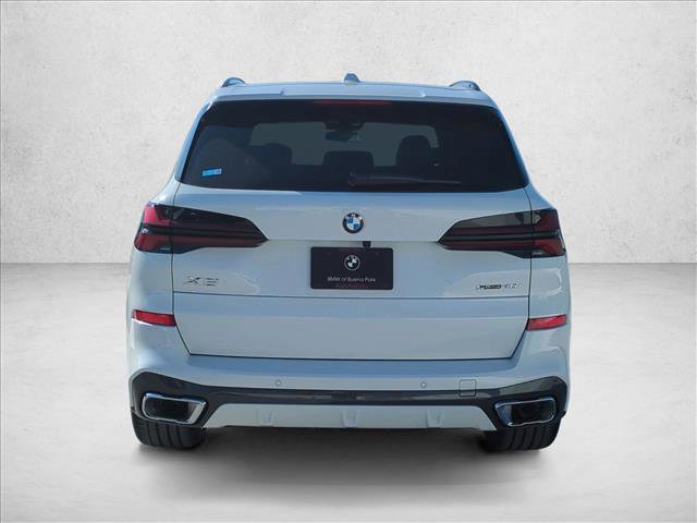 New 2026 BMW X5 sDrive40i image 8