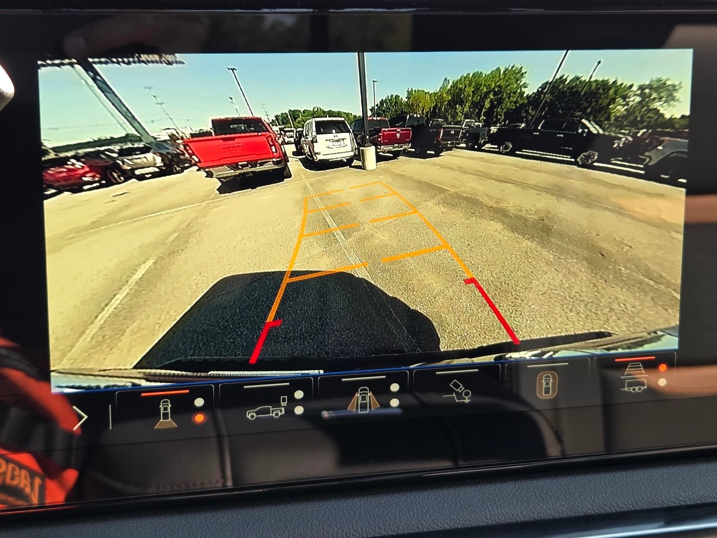 New 2026 GMC Sierra 2500 AT4 w/ AT4 Premium Plus Package AWD/4WD image 7