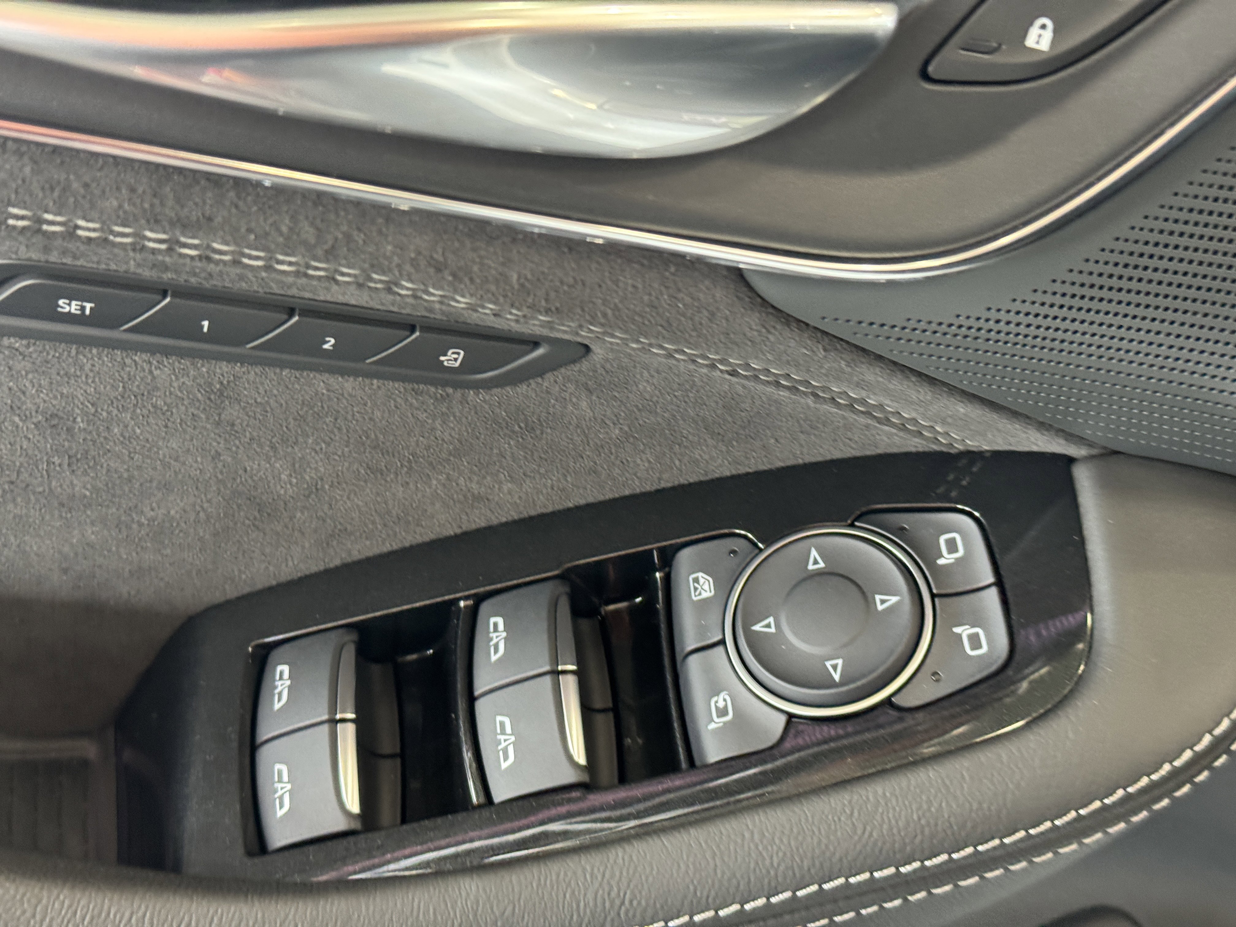 New 2026 Cadillac CT5 V Blackwing w/ Carbon Fiber 1 Package image 13
