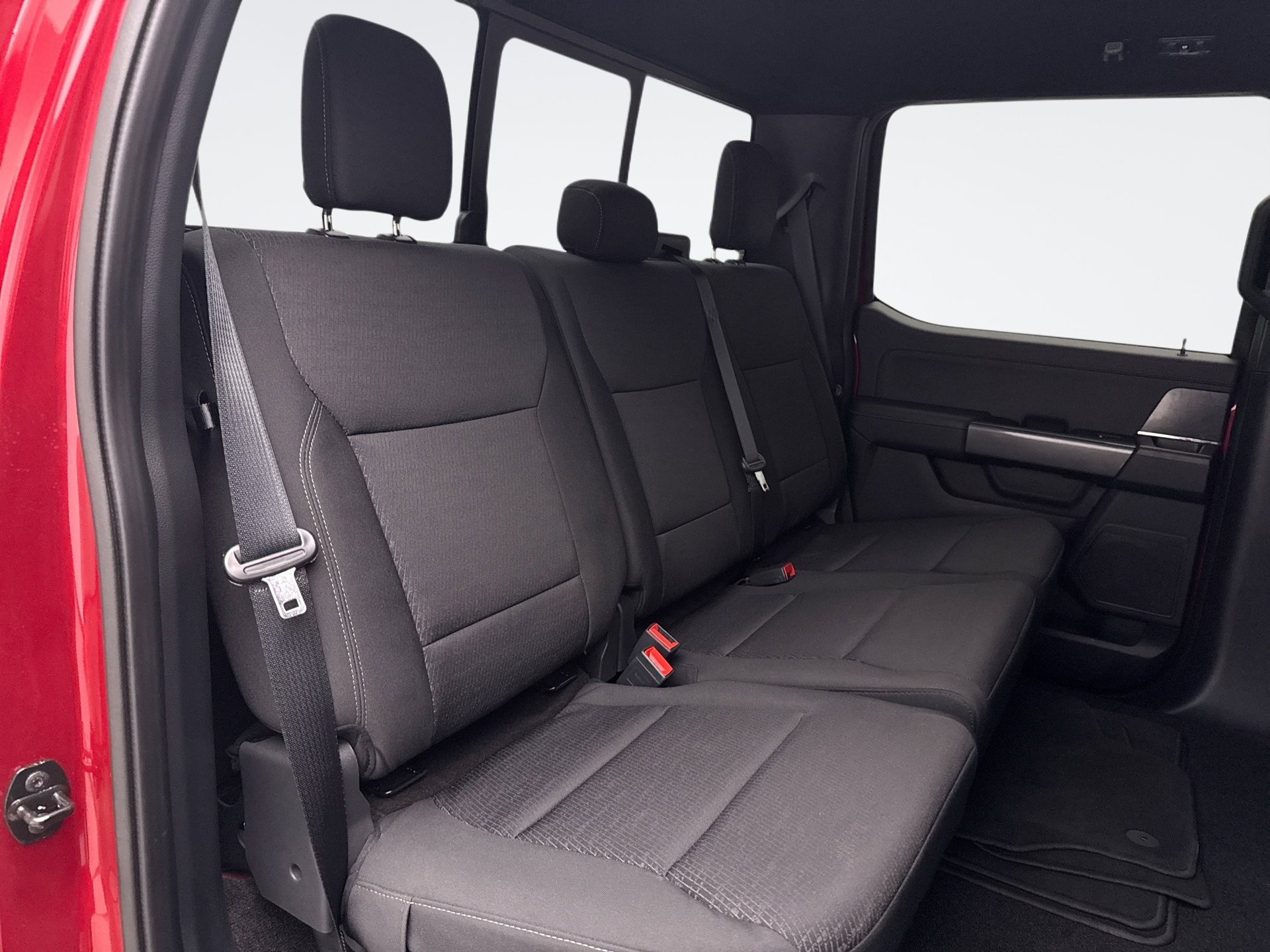 Used 2022 Ford F150 XLT w/ Equipment Group 302A High image 18