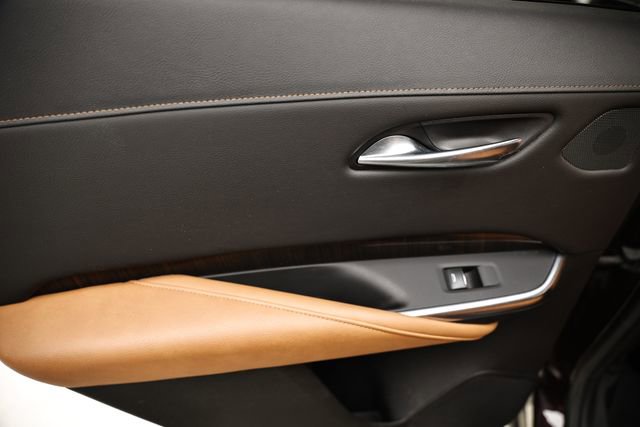 Used 2021 Cadillac XT4 Premium Luxury image 22