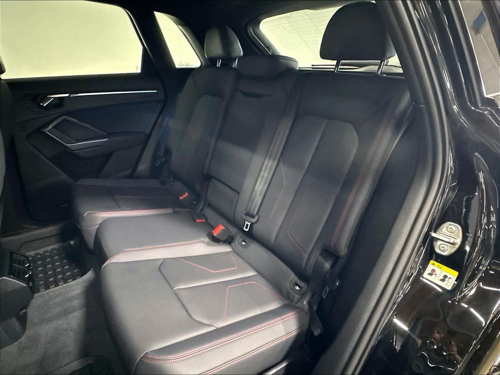Certified 2025 Audi Q3 2.0T Premium Plus w/ Premium Plus Package AWD/4WD image 26