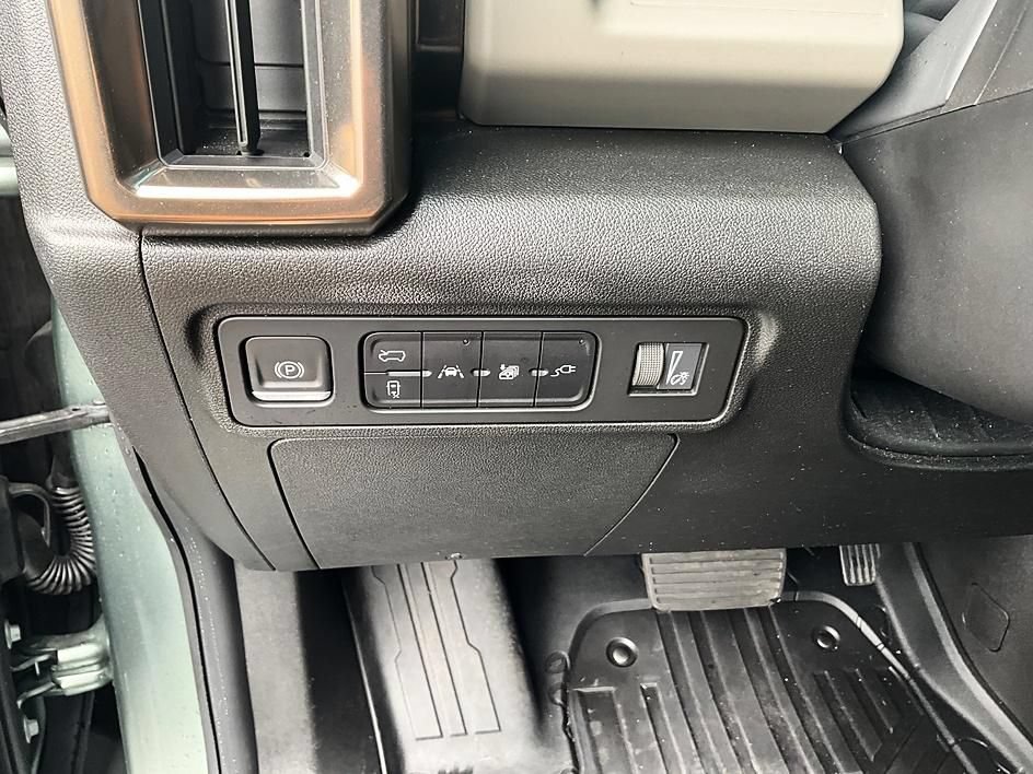 Used 2024 GMC Hummer EV 3X AWD/4WD image 20