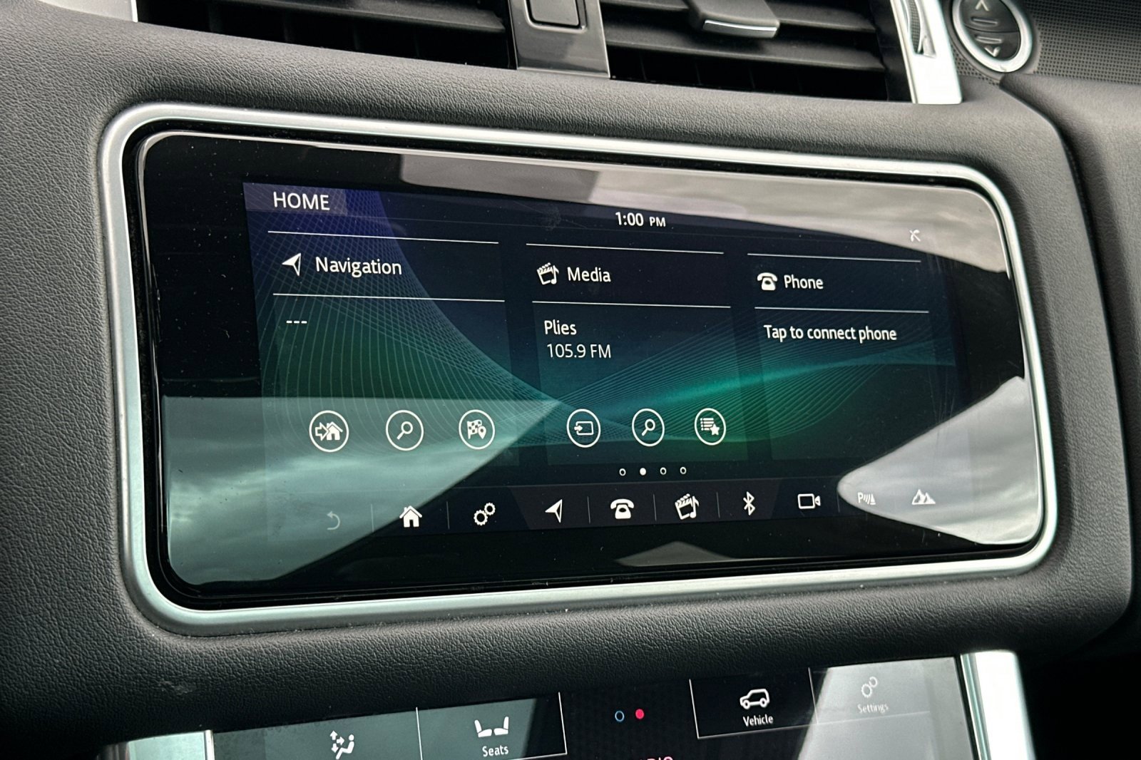 Used 2018 Land Rover Range Rover Sport SE image 21