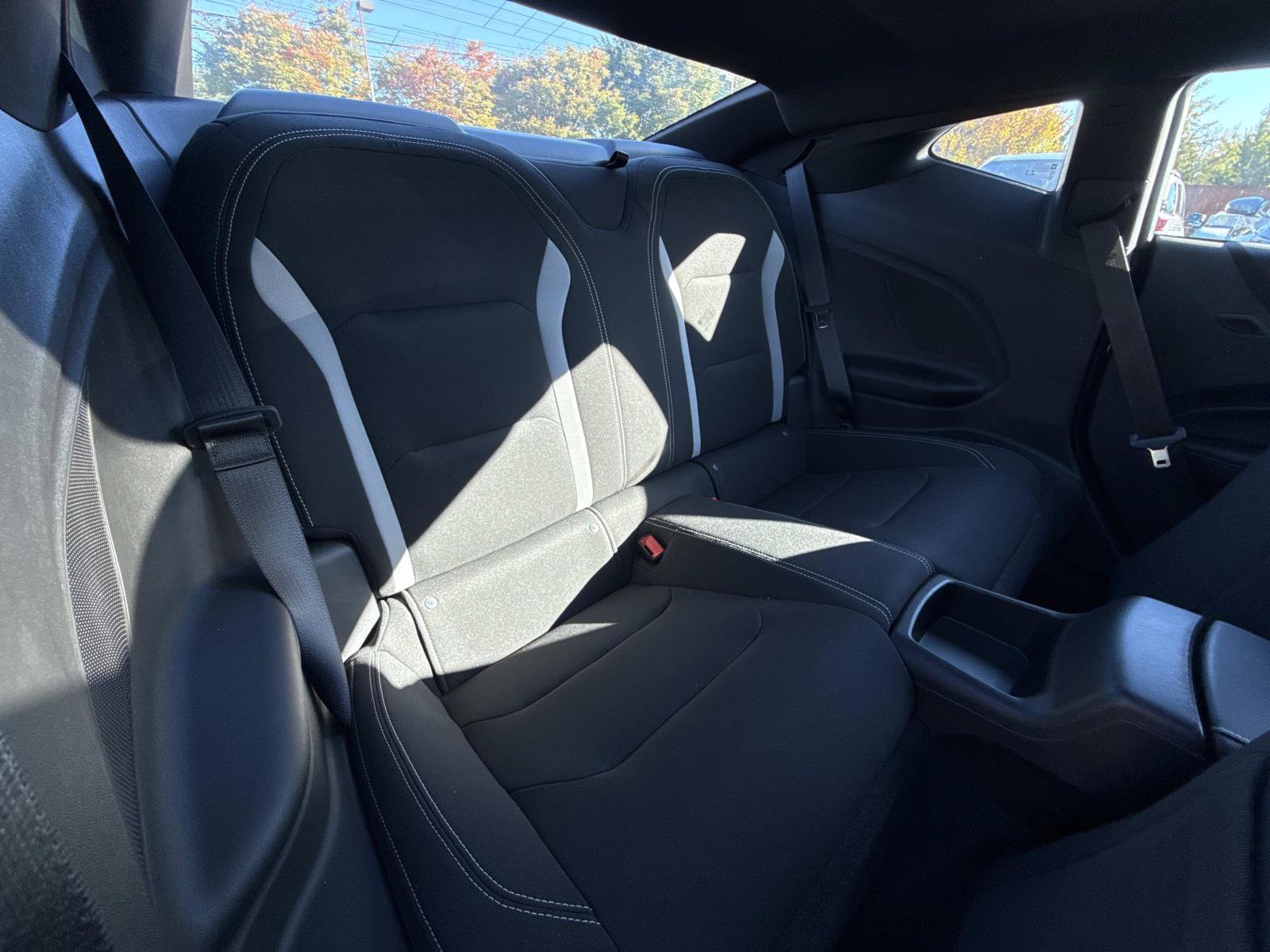 Used 2021 Chevrolet Camaro LT RWD image 15
