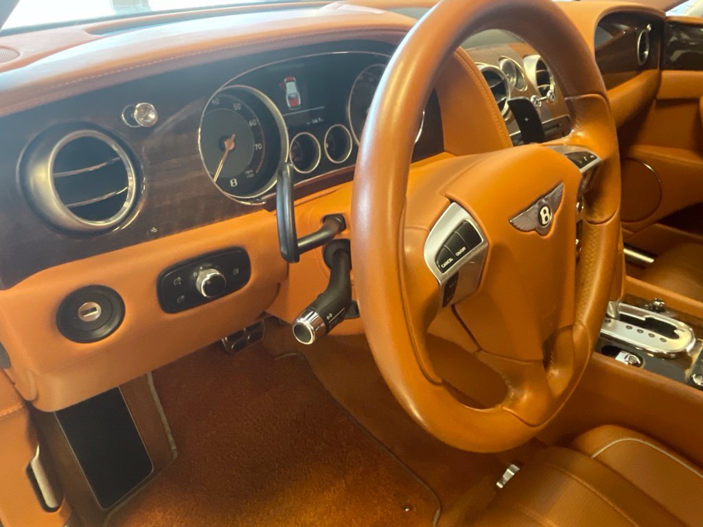 Used 2015 Bentley Flying Spur V8 AWD/4WD image 15