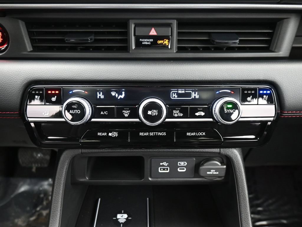 Certified 2025 Honda Pilot Black Edition image 48