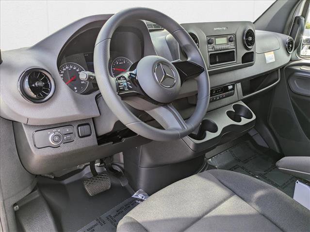New 2025 Mercedes-Benz Sprinter 2500 image 3