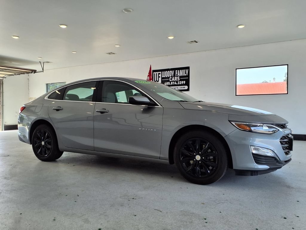 Used 2025 Chevrolet Malibu LT FWD image 15