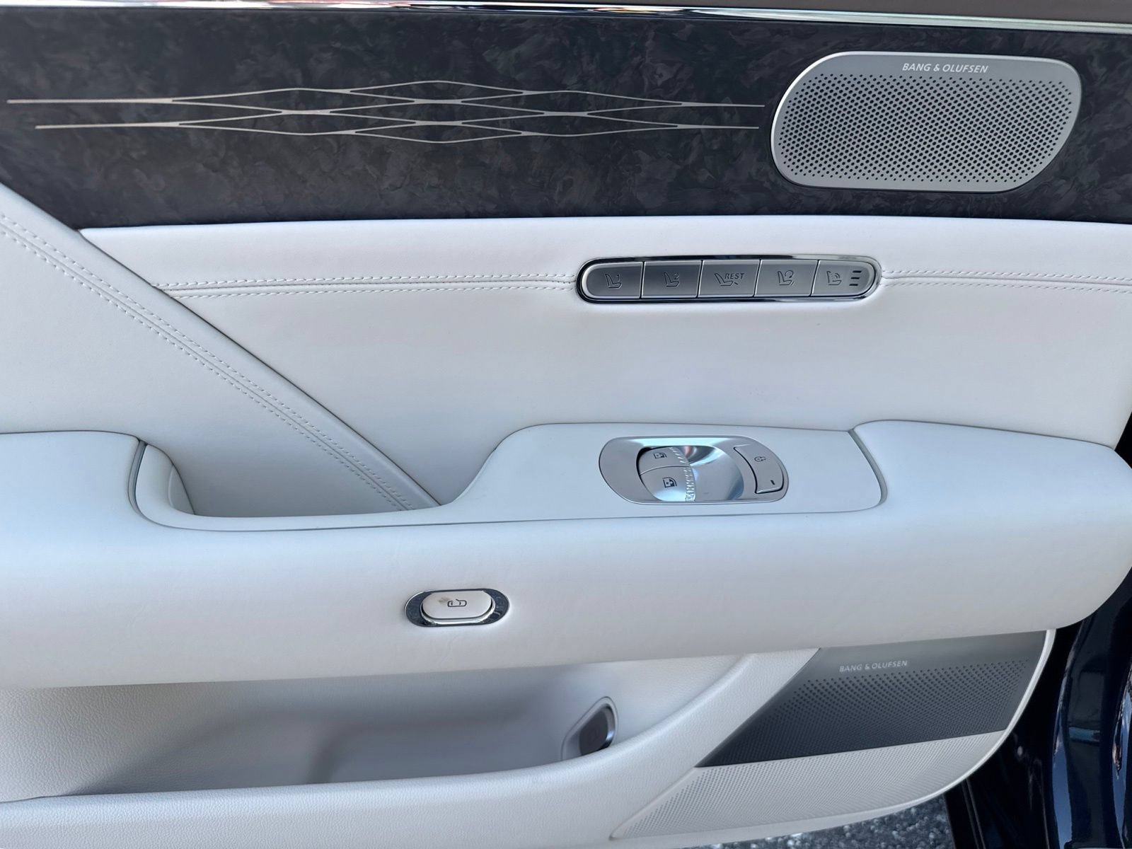 New 2026 Genesis G90 3.5T AWD/4WD image 13