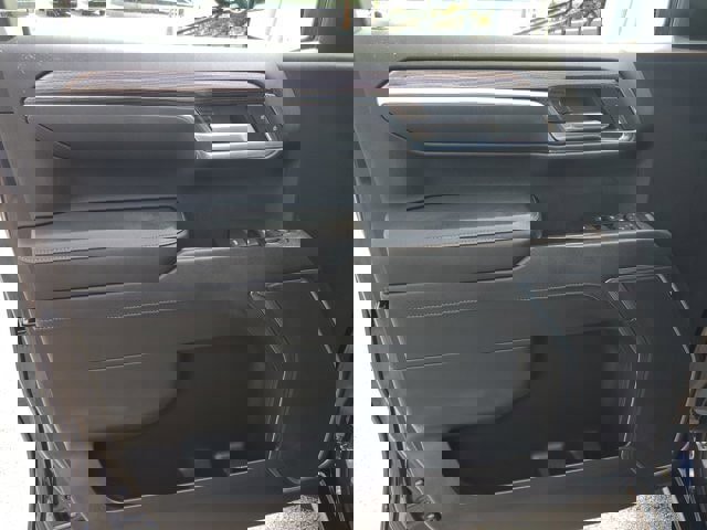 Used 2023 Chevrolet Silverado 1500 RST image 21