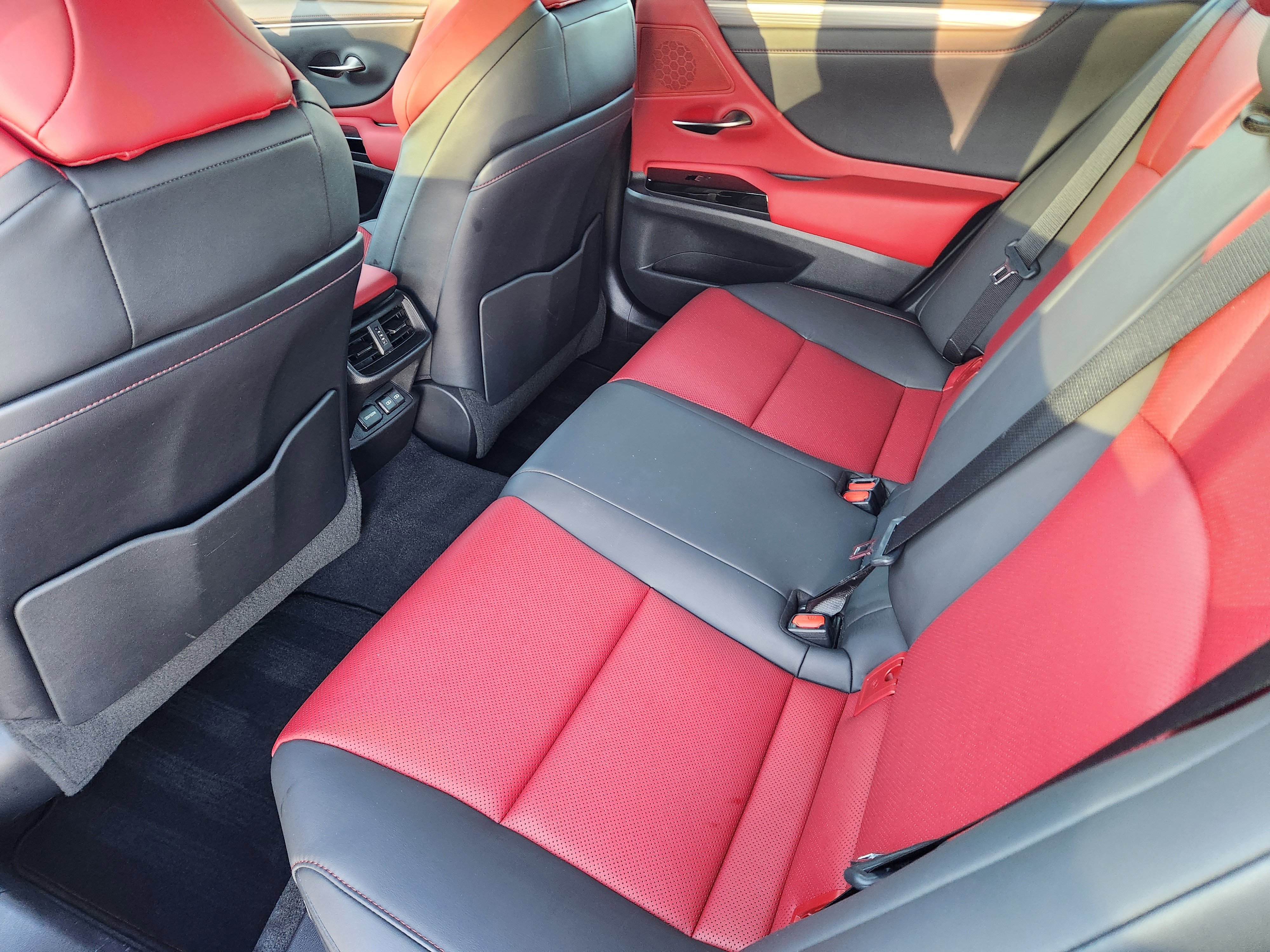 Certified 2022 Lexus ES 350 F Sport image 39