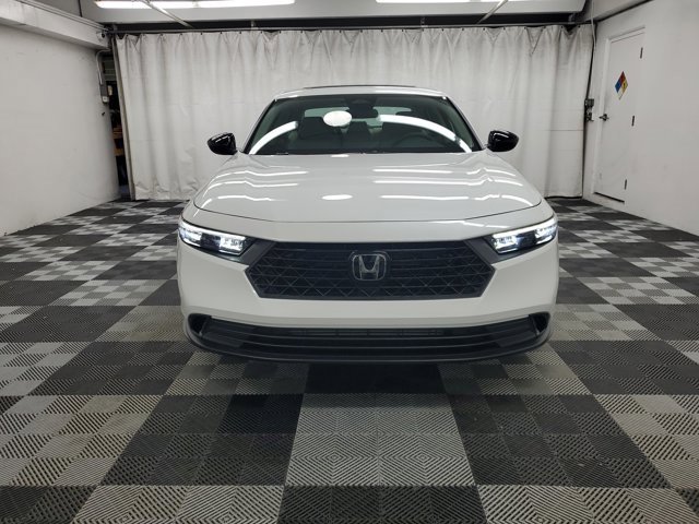 Certified 2025 Honda Accord SE image 2