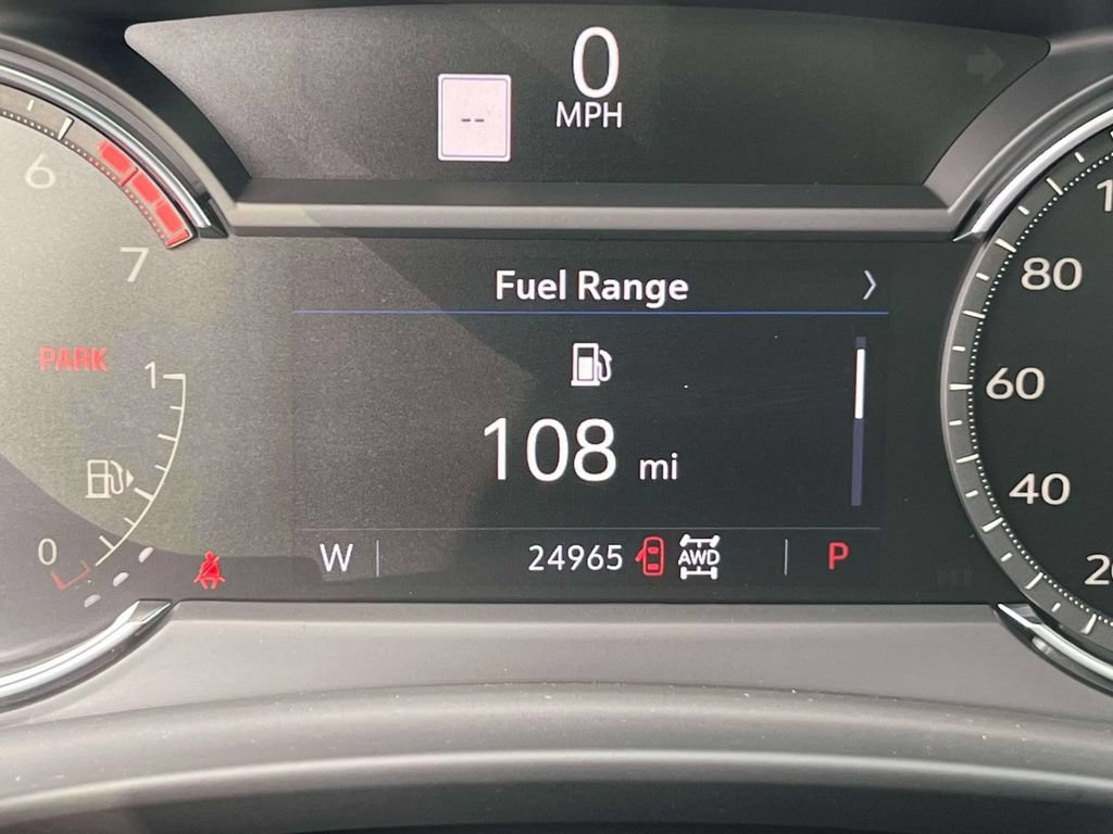 Used 2023 Cadillac XT4 Luxury w/ Cold Weather Package AWD/4WD image 26