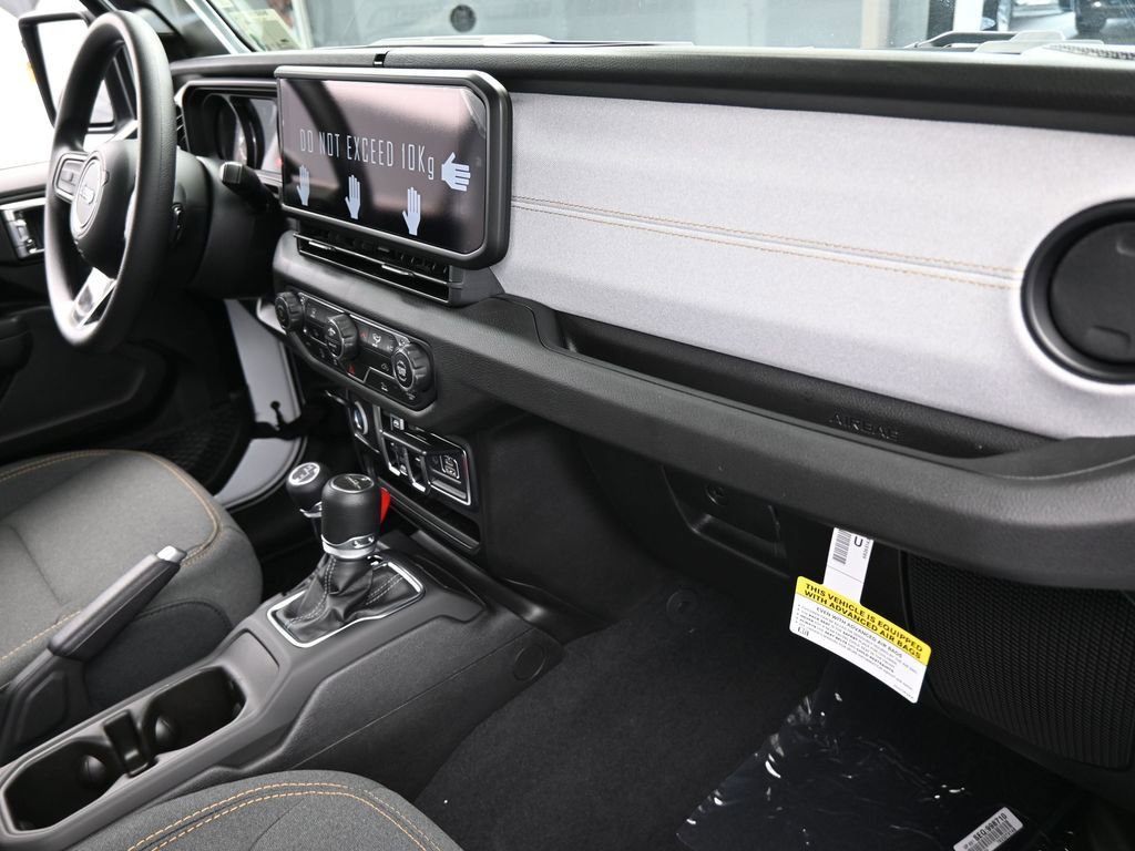 Used 2025 Jeep Gladiator Sport image 39