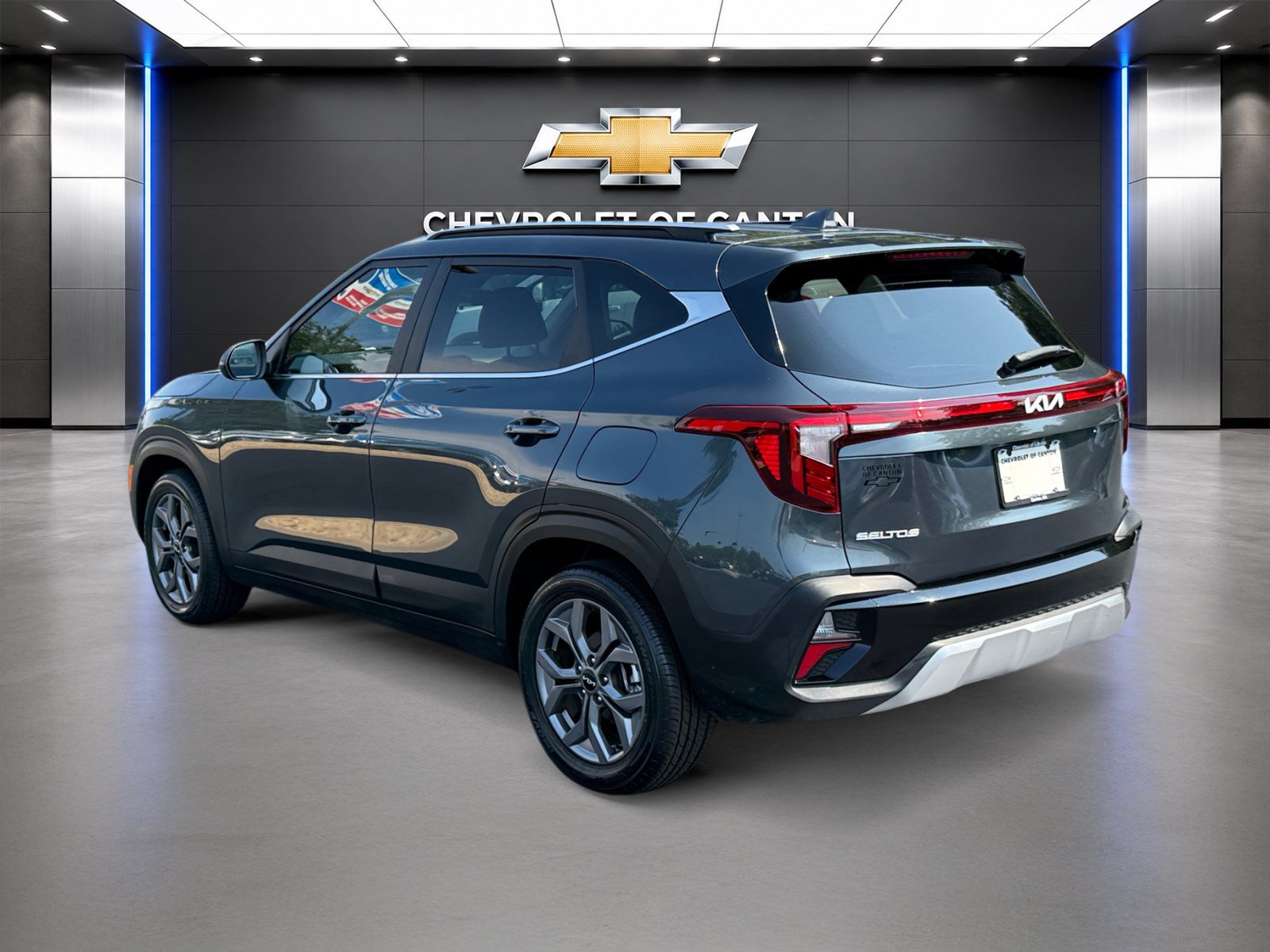 Used 2024 Kia Seltos S FWD image 7