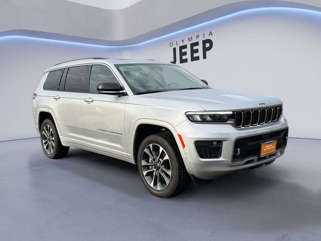 Certified 2024 Jeep Grand Cherokee L Overland w/ Rear Seat Video Group I image 9