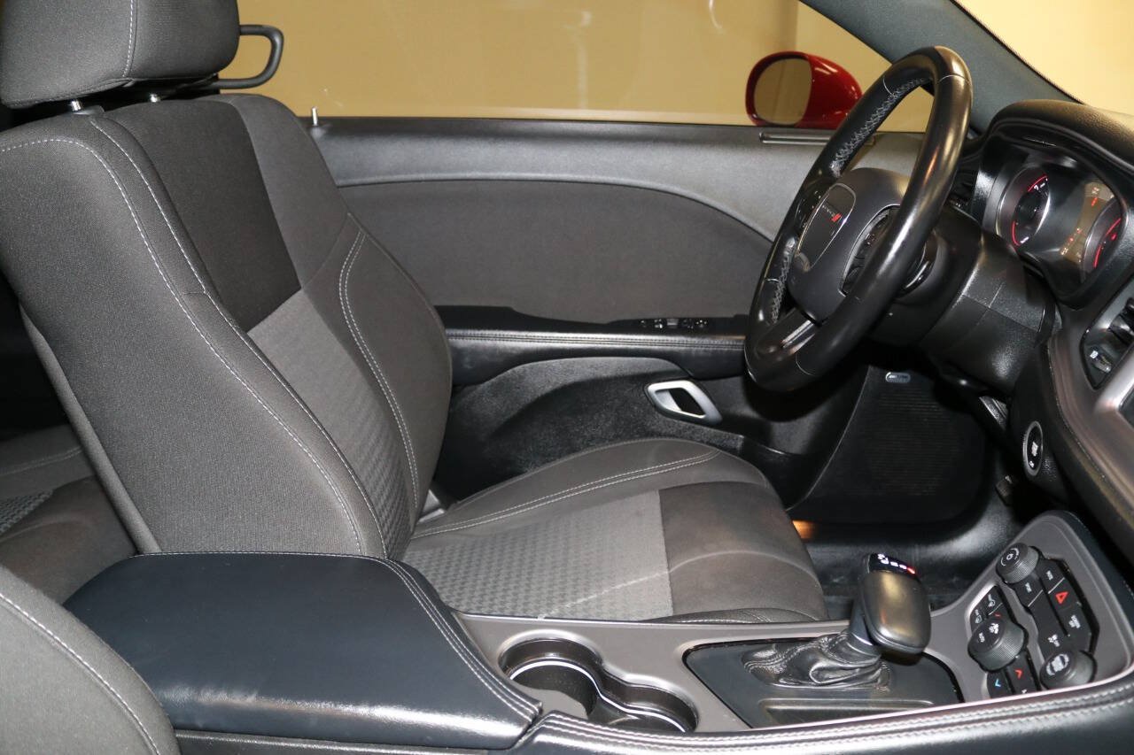 Used 2023 Dodge Challenger SXT RWD image 78