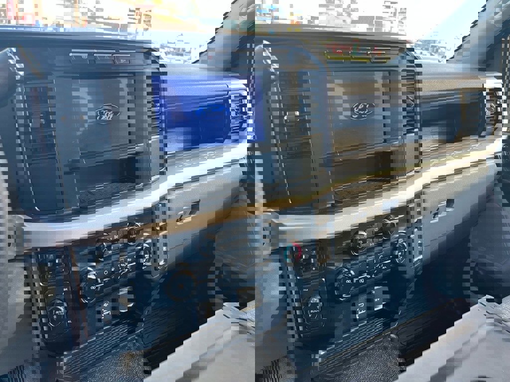 Used 2024 Ford F250 XL image 13