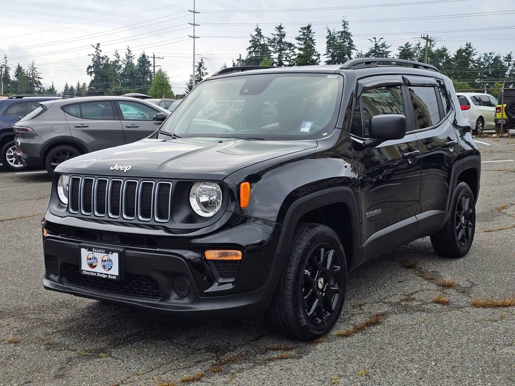 Used 2022 Jeep Renegade Sport w/ Sport Appearance Group AWD/4WD image 4
