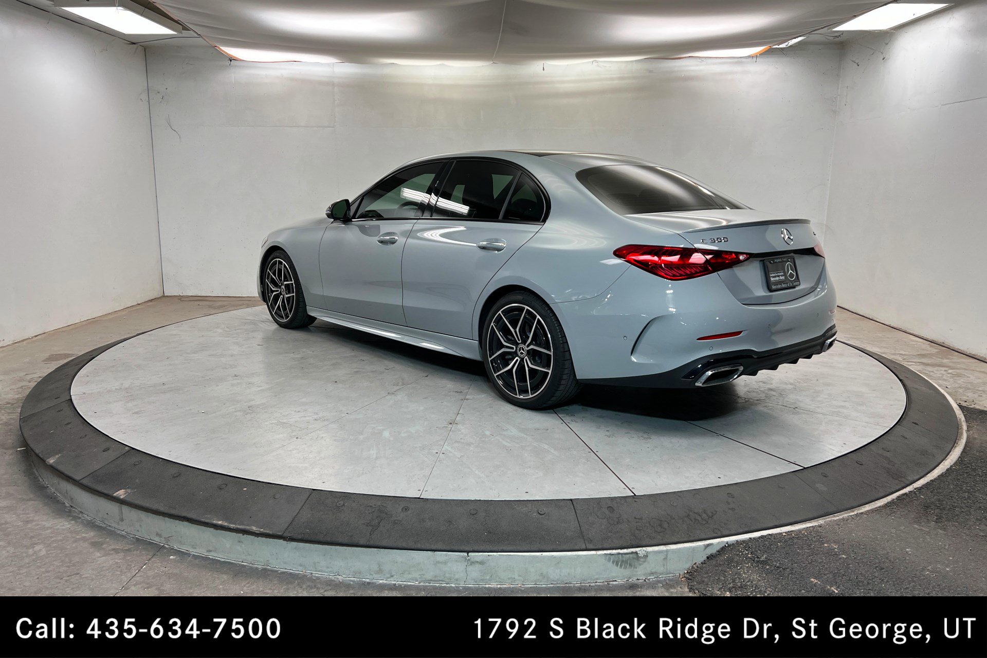 Certified 2025 Mercedes-Benz C 300 4MATIC Sedan image 3