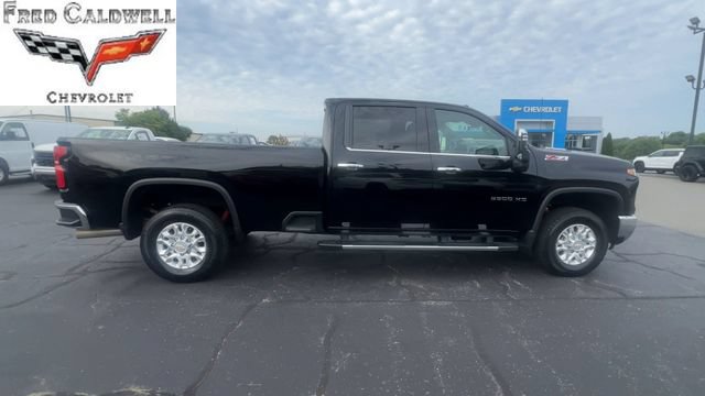 Certified 2025 Chevrolet Silverado 3500 LTZ w/ LTZ Premium Package AWD/4WD image 9