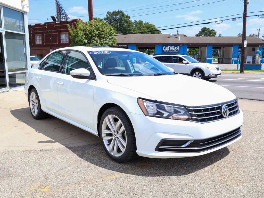 Used 2019 Volkswagen Passat 2.0T Wolfsburg FWD image 7