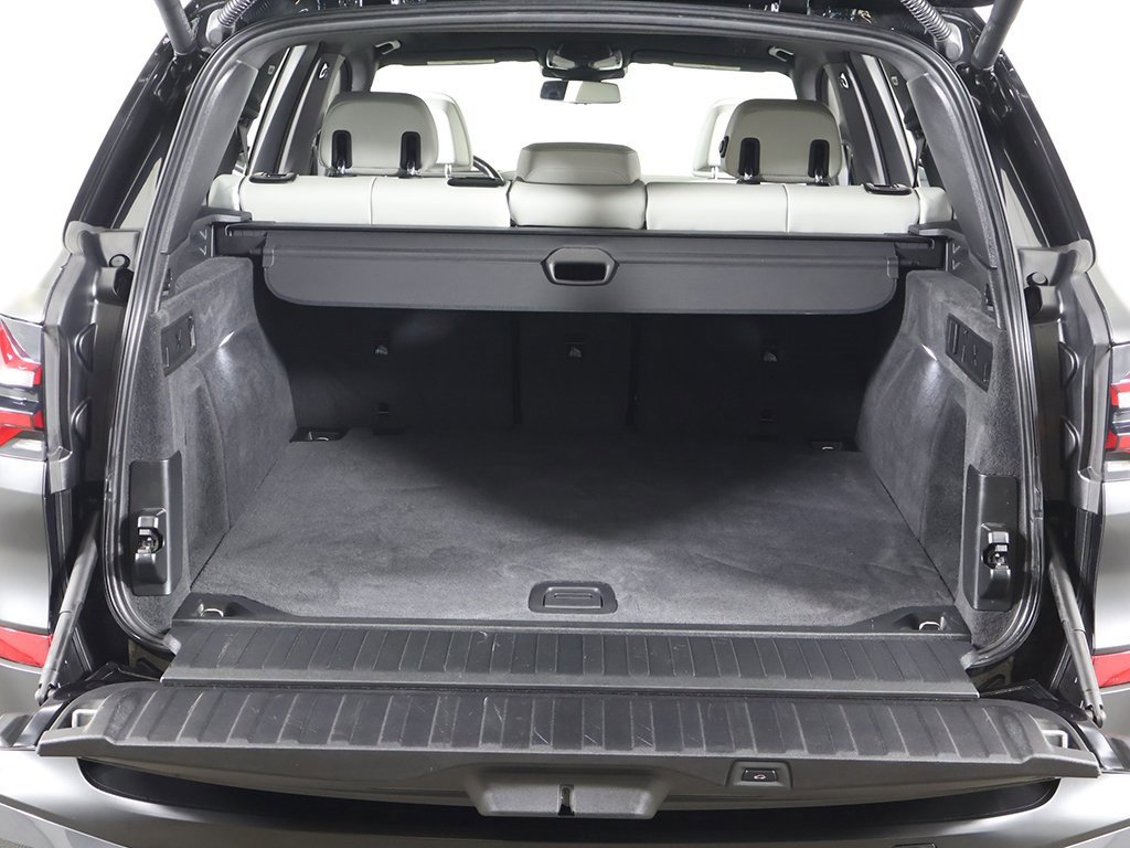 Used 2024 BMW X5 M60i image 24