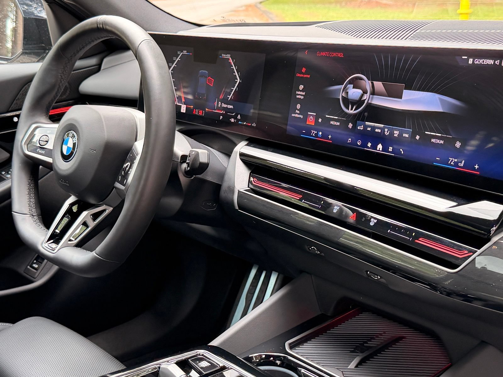 Used 2024 BMW 530i w/ M Sport Package RWD image 22