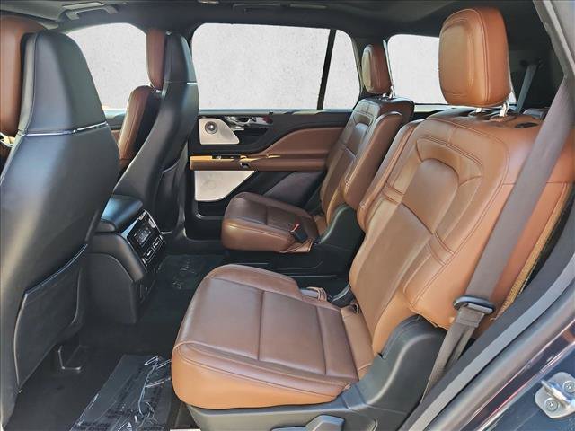 Used 2022 Lincoln Aviator Reserve w/ Equipment Group 201A AWD/4WD image 25