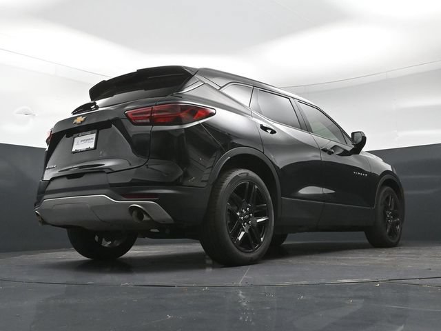 Used 2023 Chevrolet Blazer LT w/ Sound & Technology Package FWD image 30