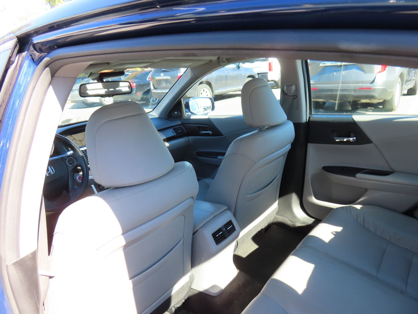 Used 2013 Honda Accord EX-L image 31