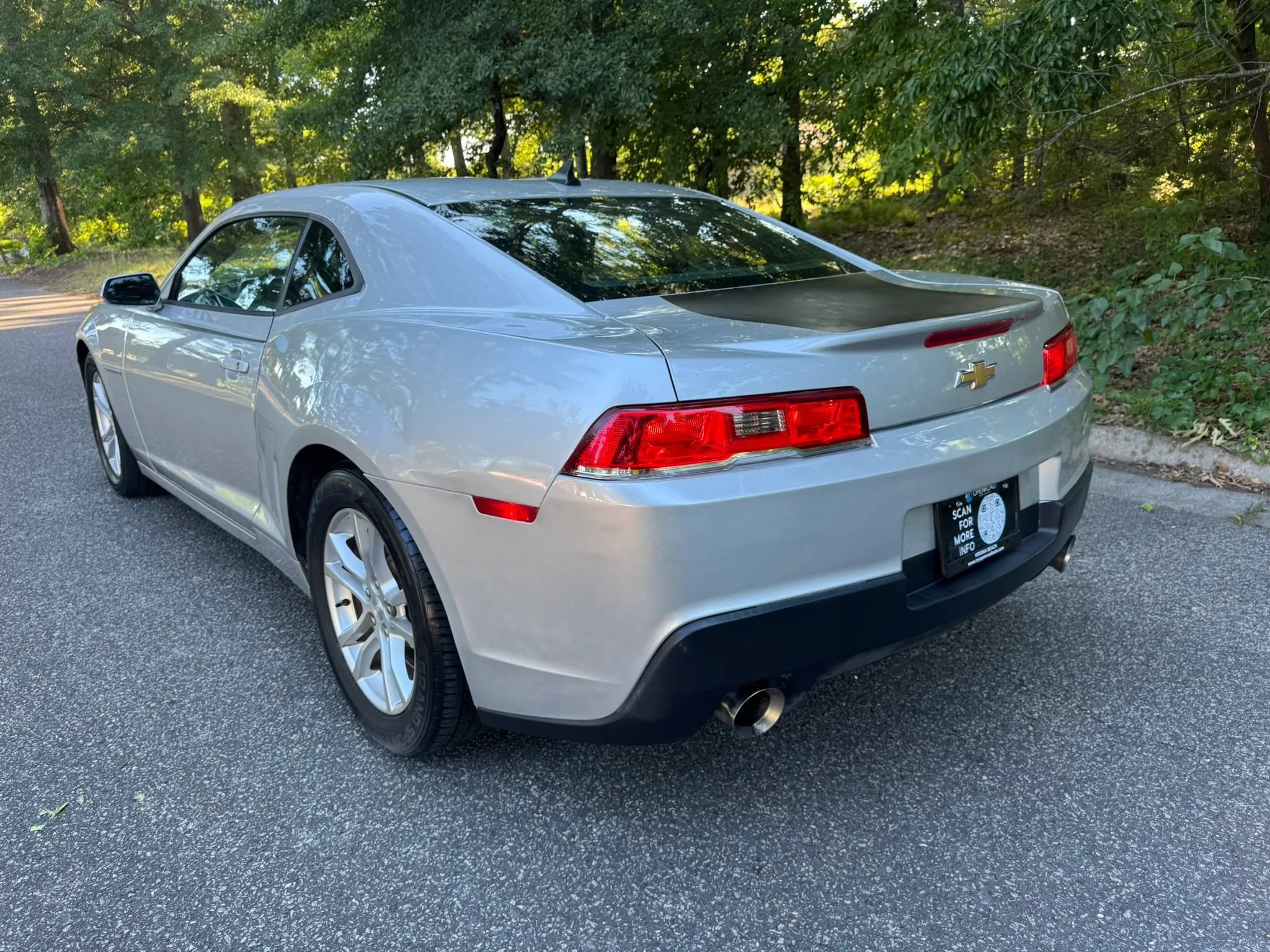 Used 2014 Chevrolet Camaro LS RWD image 5