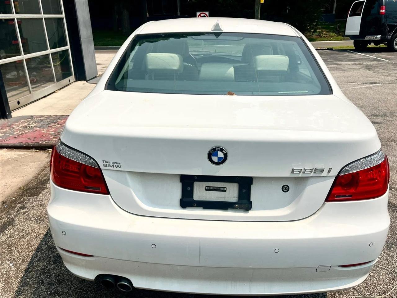 Used 2010 BMW 535i xDrive Sedan AWD/4WD image 12