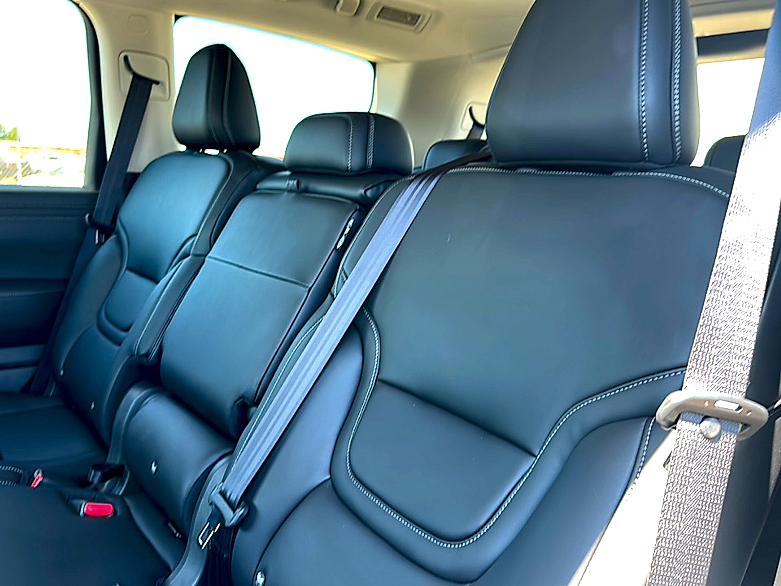 New 2026 Nissan Armada SV image 16