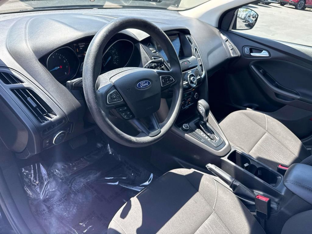 Used 2017 Ford Focus SEL image 25