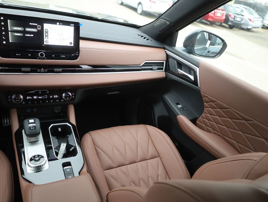 New 2025 Mitsubishi Outlander SEL image 24