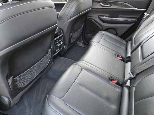 Certified 2023 Jeep Grand Cherokee Limited AWD/4WD image 29